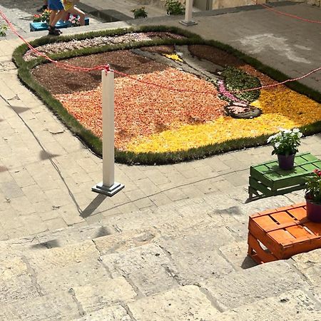 La Naca Piede A Terra Apartment โนโต ภายนอก รูปภาพ